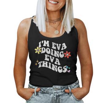Retro Groovyoy Eva Haciendo Cosas Divertidas De Eva Para El Día De La Madre Camiseta sin mangas para mujer - Regaloses