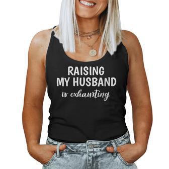 Sarcástica Esposa Criando Mi Marido Es Exhausto Dicho Divertido Cuello Camiseta sin mangas para mujer - Regaloses