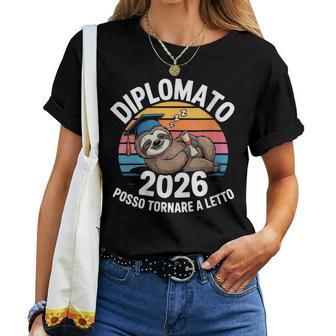 Donna Diplomato 2026 Posso Tornare A Letto Maturità Divertente Con Collo A Maglietta da donna - Novitaregali