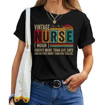 Vintage Registered Nurse Definition Rn Nursing Students Women T-shirt | Mazezy