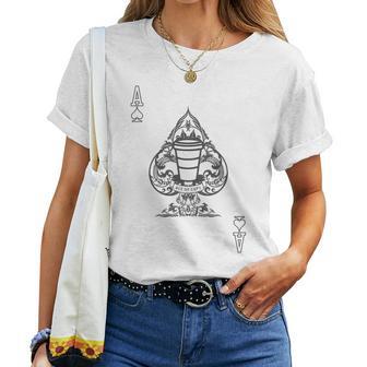 Ace Of Cups Coffee Tarot Barista Jeu De Cartes Latte Haut De Gamme T-shirt femme - Cadeauxyz