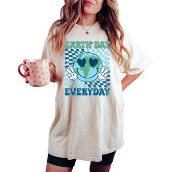 Earth Day Everyday Groovy Hippie Planet Anniversary Women's Oversized Comfort T-shirt - Thegiftio UK
