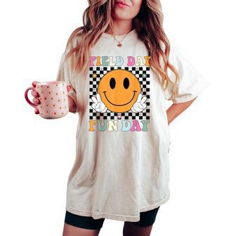 Groovy Field Day Fun Day Retro Field Day 2026 Teacher Kids Women's Oversized Comfort T-shirt - Thegiftio UK