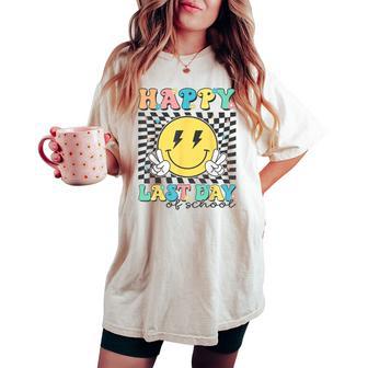 Happy Checkered Last Day Of School Teacher Student Kids Women's Oversized Comfort T-shirt - Thegiftio UK