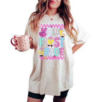 Peace Out 1St Grade Graduation Last Day School Girls Kids Women's Oversized Comfort T-shirt - Thegiftio UK