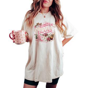 She’S From Texas Vintage Cowgirl Pink Western Graphic Women Women's Oversized Comfort T-shirt - Thegiftio UK