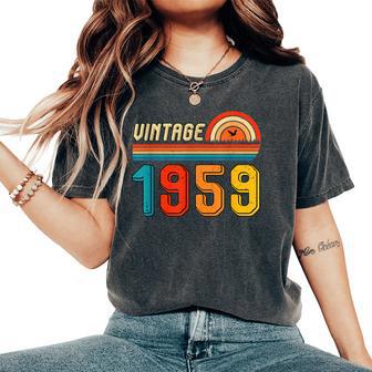 67歳の誕生日プレゼント 67歳 男性 女性 レトロ ヴィンテージ 1959 レディースオーバーサイズコンフォートTシャツ - Kawaiitshirt