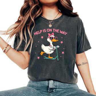 Cute Scooter Goose School Nurse Help Is On The Way Women's Oversized Comfort T-Shirt - Thegiftio UK