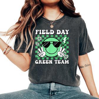 Field Day Green Team Groovy Smile Face Checkered Students Women's Oversized Comfort T-Shirt - Thegiftio UK