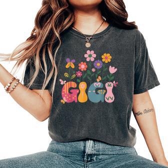 Gigi Mother Day Wildflower Gigi Retro Groovy Floral Gigi Women's Oversized Comfort T-Shirt - Monsterry