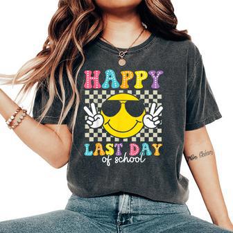 Happy Last Day Of School Smile Face Teacher Student Kids Women's Oversized Comfort T-Shirt - Thegiftio