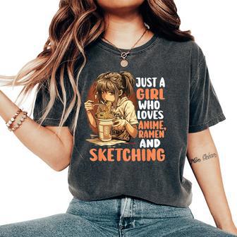Just A Girl Who Loves Anime Ramen Andketching Anime Manga レディースオーバーサイズコンフォートTシャツ - Kawaiitshirt