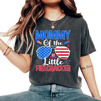 Mommy Of The Little Firecracker 4Th Of July Mom Women's Oversized Comfort T-Shirt - Thegiftio UK