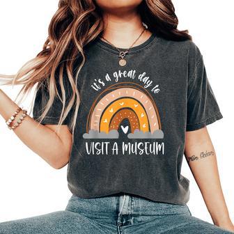 Museum Nerd Boho Kids Heart Rainbow Women's Oversized Comfort T-Shirt - Thegiftio UK