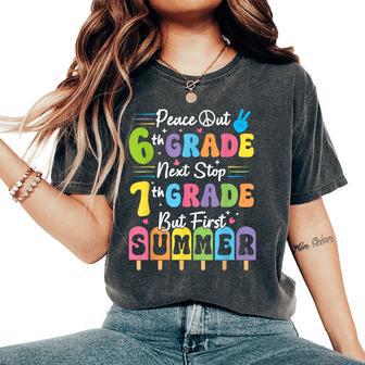 Peace We Out 6Th Grade Summer Graduation Sixth Graders Grad Women's Oversized Comfort T-Shirt - Thegiftio UK