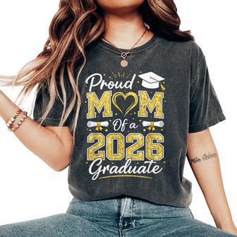 Proud Mom Of A 2026 Graduate High School Senior Graduation Women's Oversized Comfort T-Shirt - Thegiftio UK