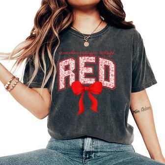 Remember Everyone Deployed Red Bow Toile Military Girls Women's Oversized Comfort T-Shirt - Thegiftio
