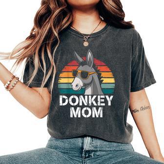 Retro Donkey Mom Sunglasses Cool Mom Retro Vibes Cool Women's Oversized Comfort T-Shirt - Monsterry