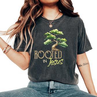 Rooted In Jesus Christian Jesus Christ Faith Religion T-shirt comoda oversize da donna - Novitaregali