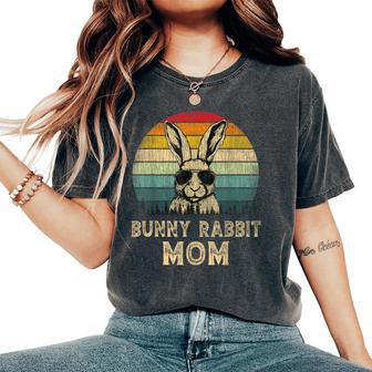 Vintage Bunny Rabbit Mom Rabbit Lovers Mommy Mother's Day Women's Oversized Comfort T-Shirt - Thegiftio UK