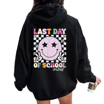 Retro Groovy Last Day Of School Vibes Teacher Student Kids Women Oversized Hoodie Back Print - Thegiftio UK