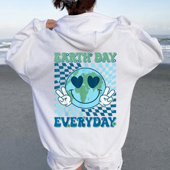 Earth Day Everyday Groovy Hippie Planet Anniversary Women Oversized Hoodie Back Print - Thegiftio