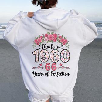Hecho En 1960 Regalos Florales De 66 Cumpleaños Para Es De 66 Años Women Oversized Hoodie Back Print - Regaloses