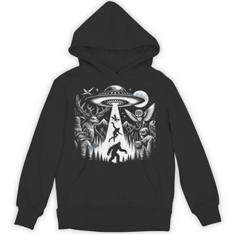 Cryptid Monsters ビッグフット Mothman Dogman Moon Cryptozoology パーカー - Kawaiitshirt