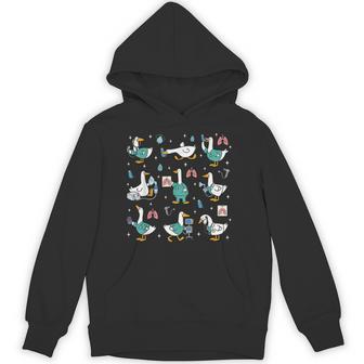 Cute Silly Goose Respiratory Therapist Medical Humor Hoodie - Thegiftio UK
