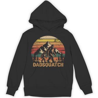 Dad Squatch Bigfoot Fathers Day Sasquatch Hoodie - Thegiftio UK