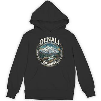 Denali National Park Alaska Mountain Wildlife Vintage Badge Hoodie - Monsterry