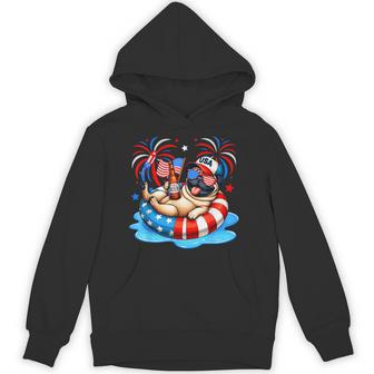 Pug Sunglasses Drinking Beer Relaxing 4Th Of July Owner Hoodie - Thegiftio UK