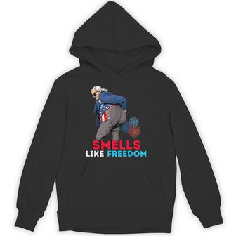 Smells Like Freedom George Washington Fireworks Usa Hoodie - Thegiftio UK