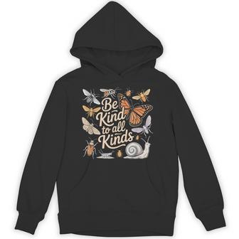 Vintage Be-Kind To All Kinds Bugs Entomology Entomologist Hoodie - Thegiftio UK
