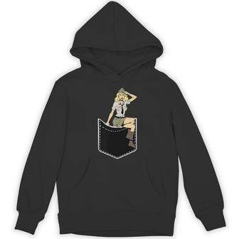 胸にピンナップガール グラフィックtシャツ クラシック ピンナップポスター パーカー - Kawaiitshirt