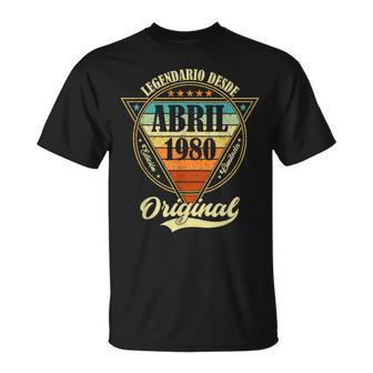 46 Cumpleaños Legendario Desde Abril 1980Intage 46 Años Camiseta unisex - Regaloses