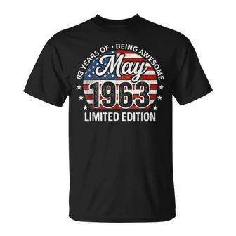 5月63歳の誕生日 男性 女性 1963年 素晴らしいアメリカ国旗 Tシャツ - Kawaiitshirt