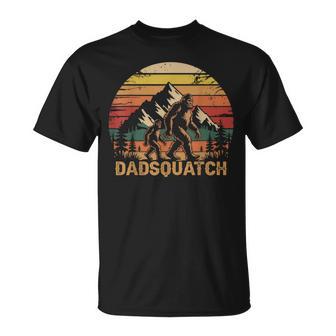 Dad Squatch Bigfoot Fathers Day Sasquatch T-Shirt - Thegiftio UK