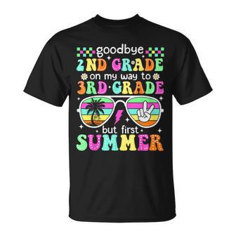 Goodbye 2Nd Grade Graduation Hello 3Rd Grade First Summer T-Shirt - Thegiftio UK