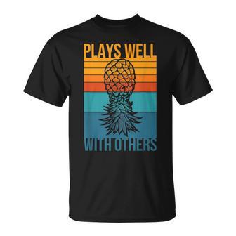 Humor Adulto Divertido Piña Al Revés Hombre Obsceno Camiseta unisex - Regaloses