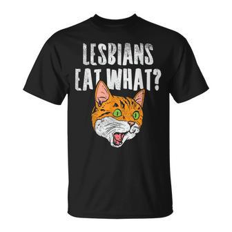 Lesbians Eat What Lesbianas Divertidas Orgullo Lgbtq Camiseta unisex - Regaloses