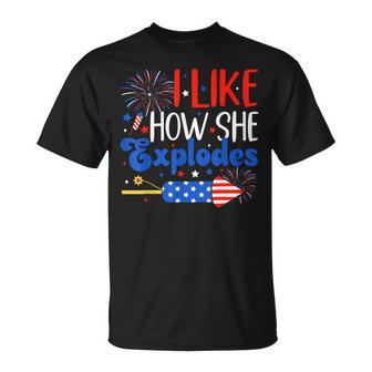 I Like How She Explodes Couples Matching Couple 4Th Of July T-Shirt | Seseable UK