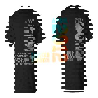 Superbe Édition Limitée Avril 2012 Rétro 2012Intage 2012 T-Shirt - Cadeauxyz