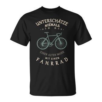Unterschätze Niemals Einen Alten Mann Mit Einem Papa Fahrrad T-Shirt - Seseable