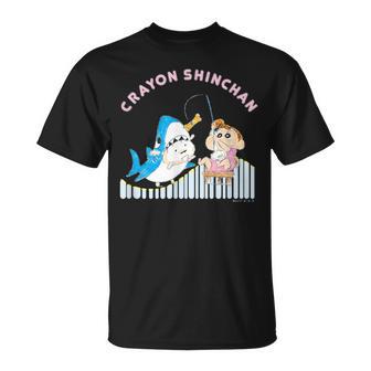 クレヨンしんちゃん ひまわりとシロ 釣りごっこ Tシャツ - Kawaiitshirt