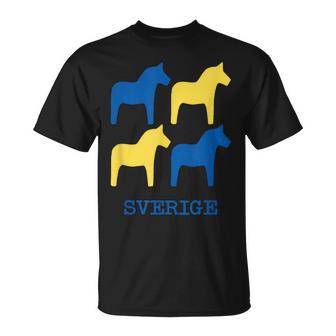 スウェーデンダラ馬スウェーデン国旗 Tシャツ - Kawaiitshirt
