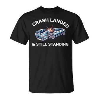 自動車事故サバイバー おもしろい 自動車事故 けが リカバリー Tシャツ - Kawaiitshirt