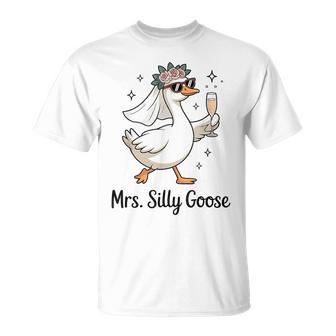 Bridge To Be Wedding Party Mrs Silly Goose Gettin' Loose T-Shirt - Thegiftio UK