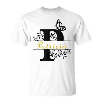 Patricia Magnifique Monogramme Avec Papillon Et Fleur T-Shirt - Cadeauxyz