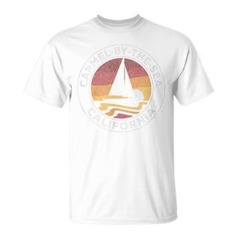 カーメルバイ・ザ・シー カリフォルニア ヴィンテージ ヨット 70年代 レトロ 太陽 Tシャツ - Kawaiitshirt